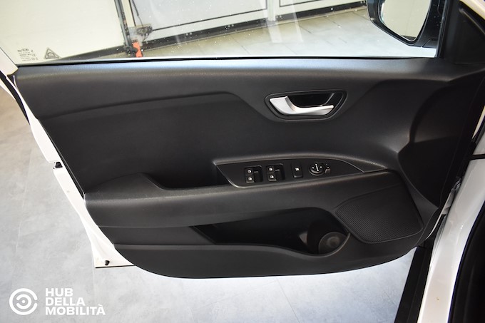 KIA Stonic 1.4 MPI 100 CV Style